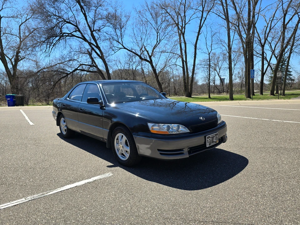 1992 Lexus ES 2nd Gen - Image 11 of 31