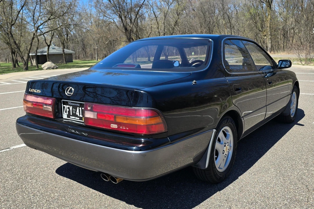 1992 Lexus ES 2nd Gen - Image 4 of 31