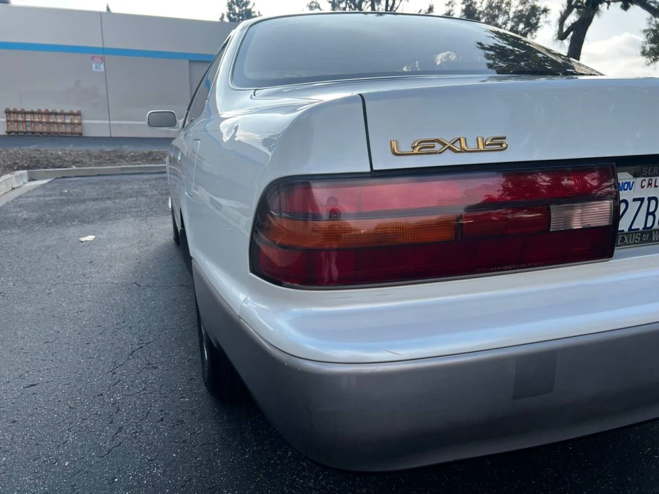 1992 Lexus ES 2nd Gen - Image 12 of 31