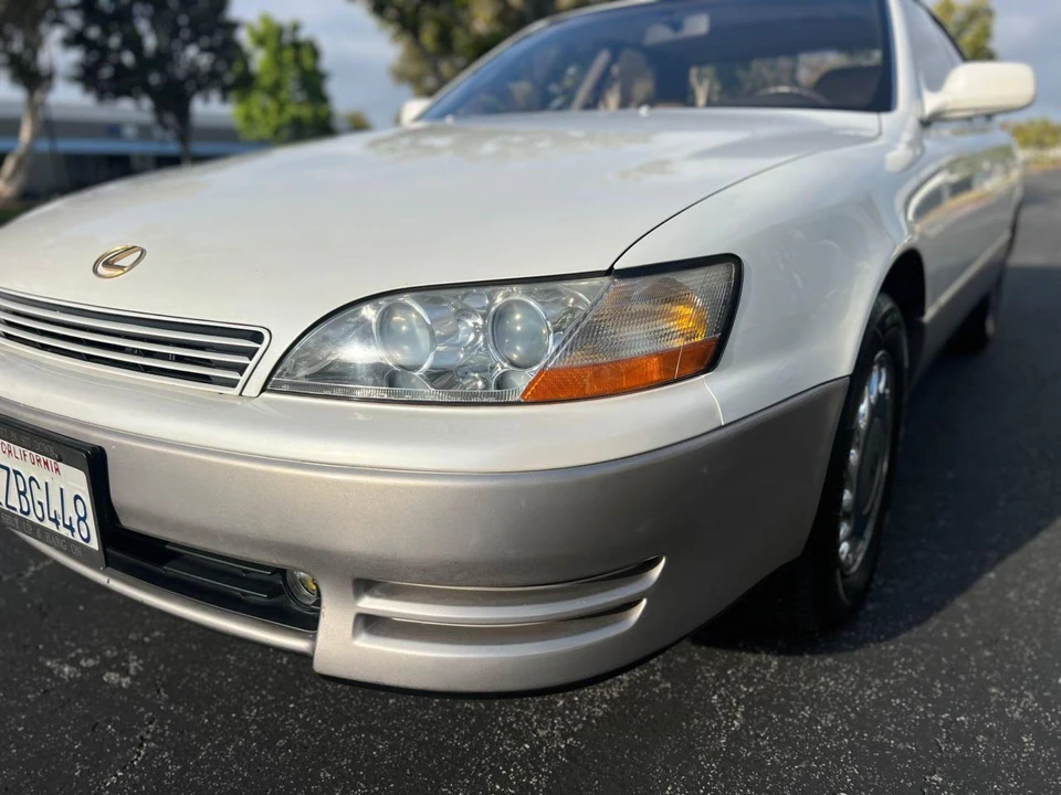 1992 Lexus ES 2nd Gen - Image 10 of 31