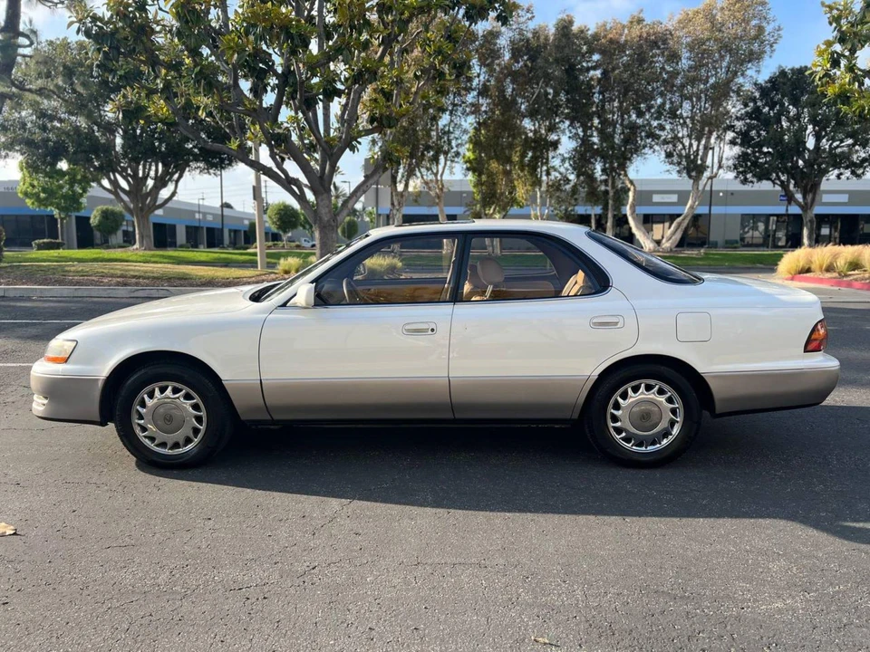 1992 Lexus ES 2nd Gen - Image 6 of 31