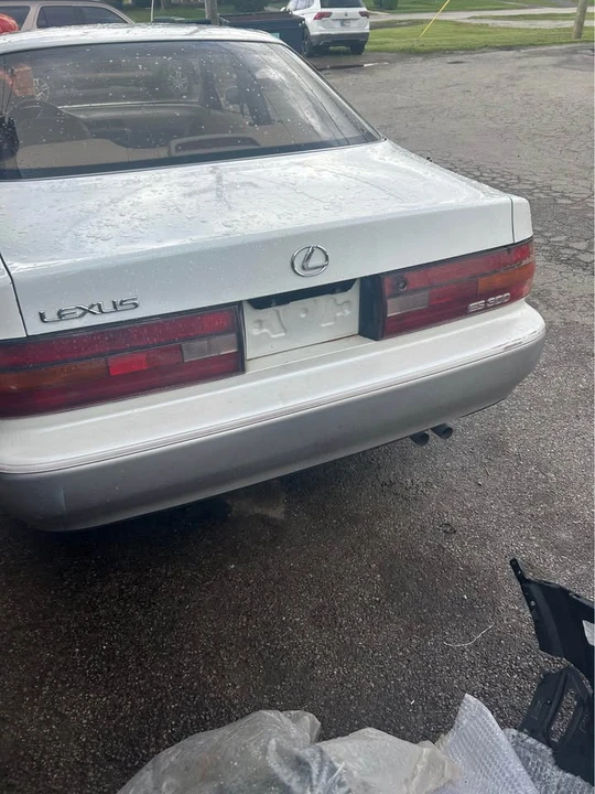 1992 Lexus ES 2nd Gen - Image 4 of 7