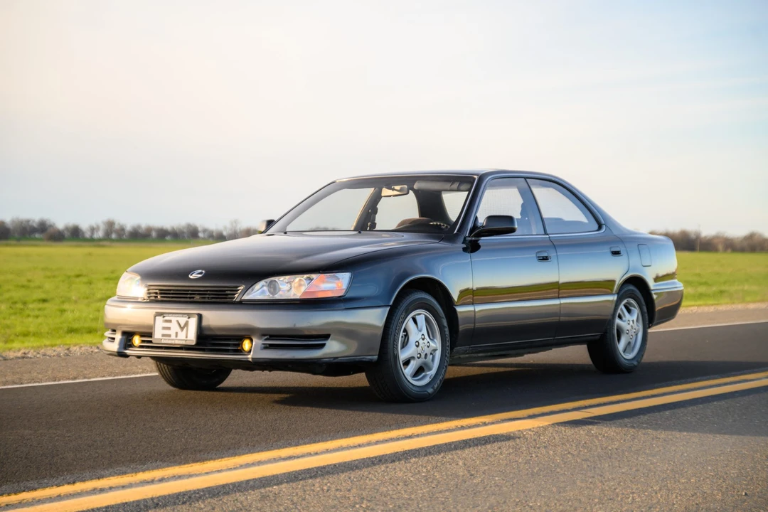 1992 Lexus ES 2nd Gen - Image 21 of 31