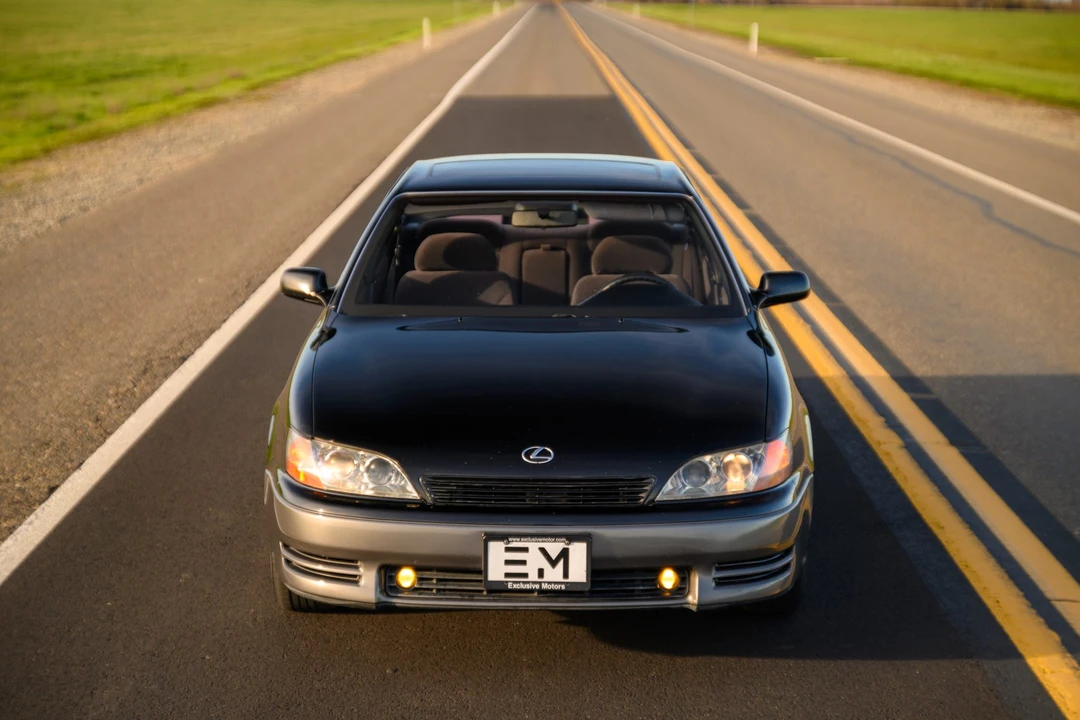 1992 Lexus ES 2nd Gen - Image 19 of 31