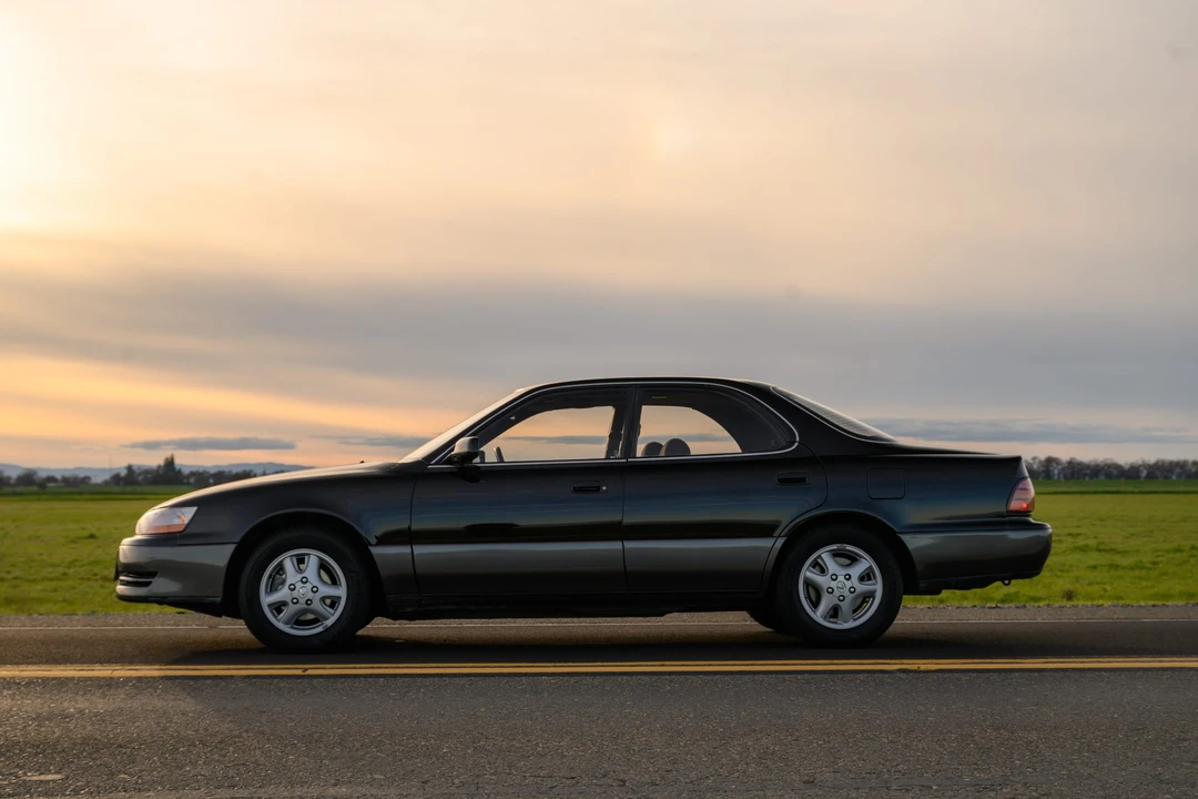 1992 Lexus ES 2nd Gen - Image 22 of 31