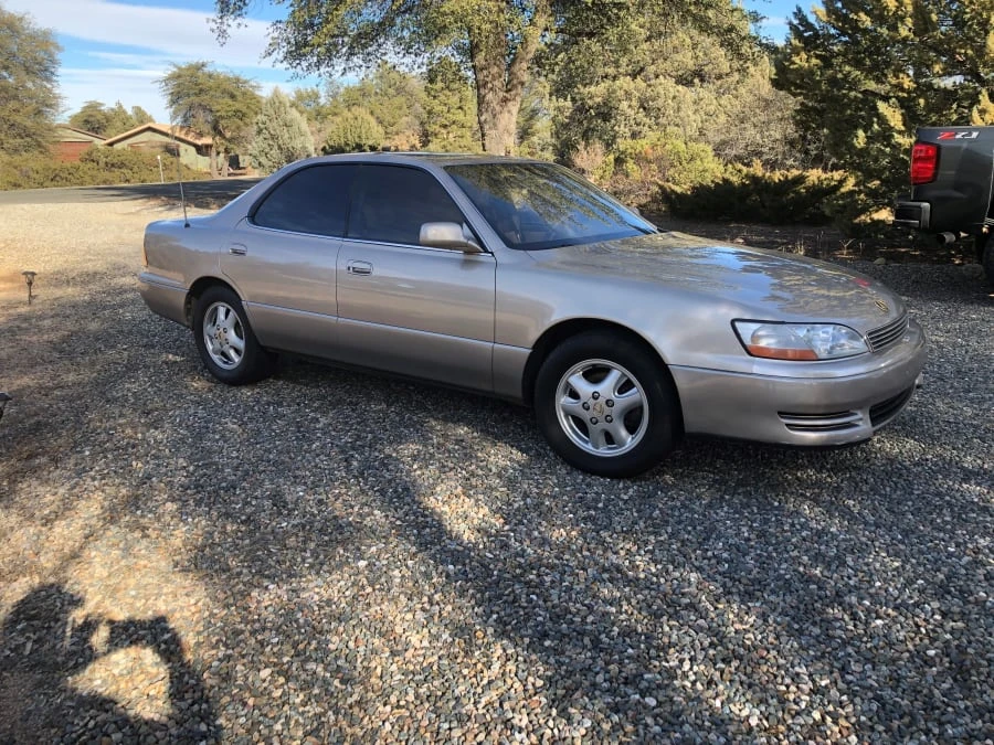 1992 Lexus ES 2nd Gen - Image 5 of 5
