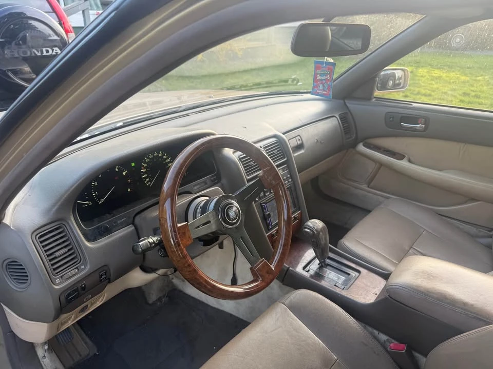 1992 Lexus LS 1st Gen - Image 7 of 7