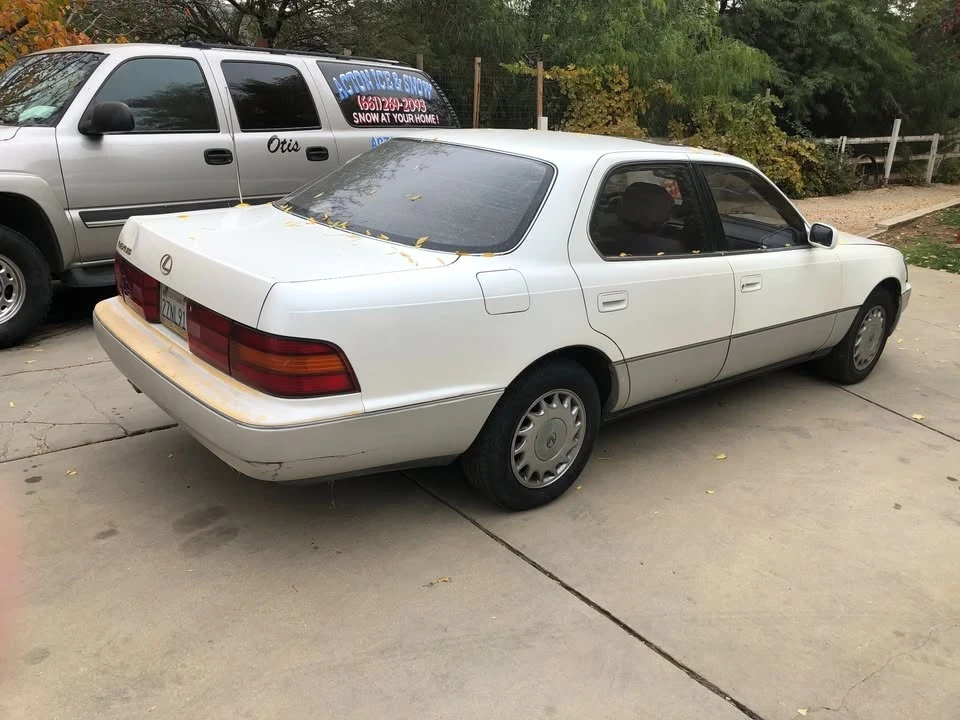 1992 Lexus LS 1st Gen - Image 4 of 9