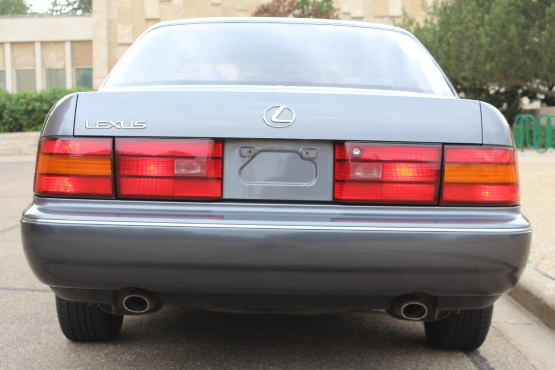 1992 Lexus LS 1st Gen - Image 5 of 5