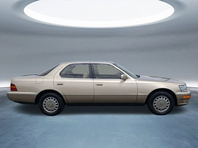 1992 Lexus LS 1st Gen - Image 4 of 13