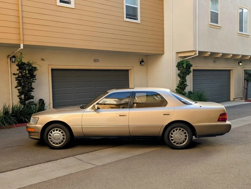 1992 Lexus LS 2nd Gen - Image 6 of 10