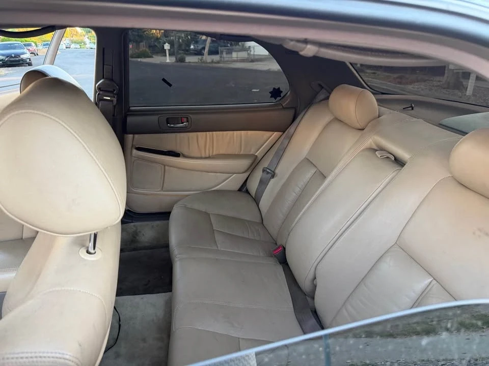 1992 Lexus LS 2nd Gen - Image 17 of 20