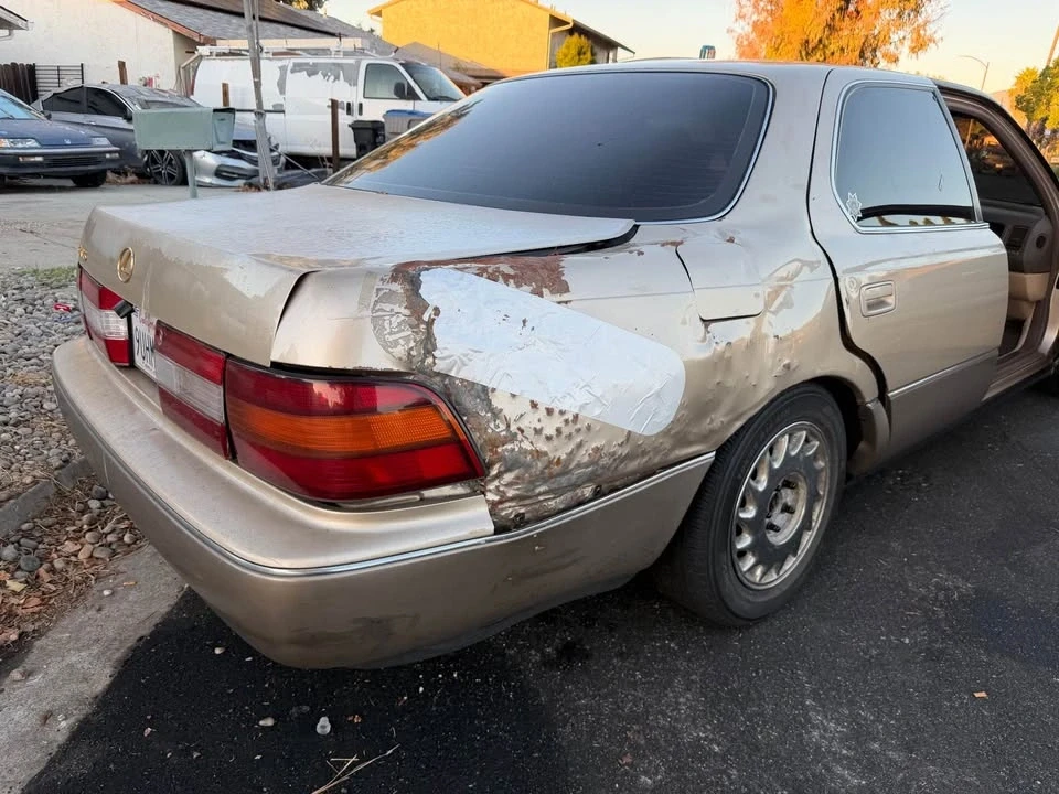 1992 Lexus LS 2nd Gen - Image 14 of 20