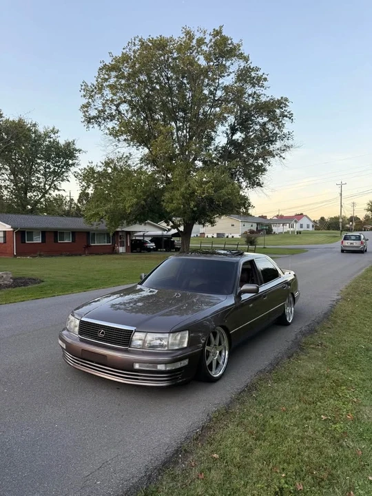 1992 Lexus LS 1st Gen - Image 3 of 6