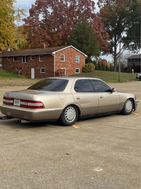 1992 Lexus LS 1st Gen - Image 3 of 14