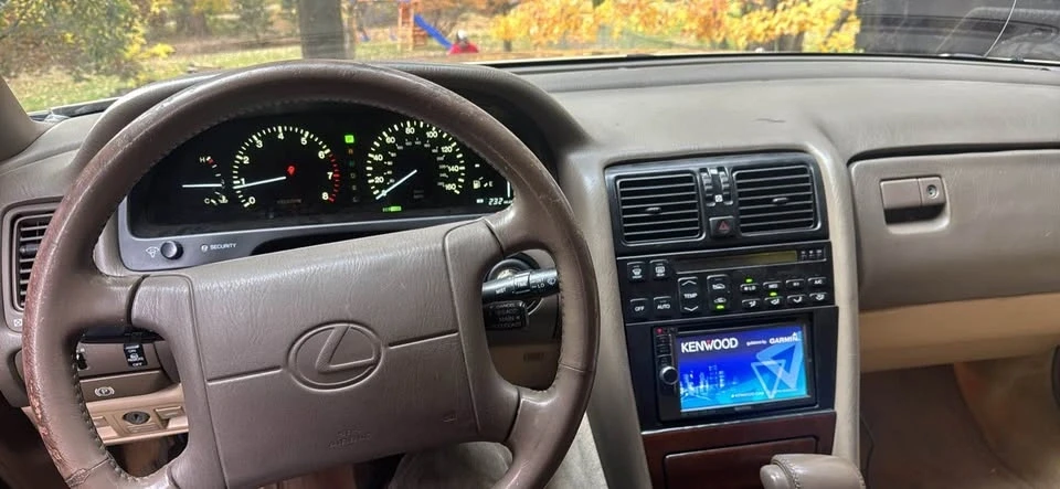 1992 Lexus LS 1st Gen - Image 12 of 14