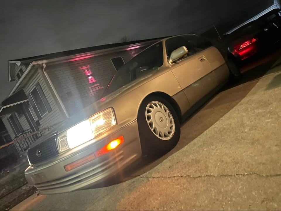 1992 Lexus LS 1st Gen - Image 3 of 5