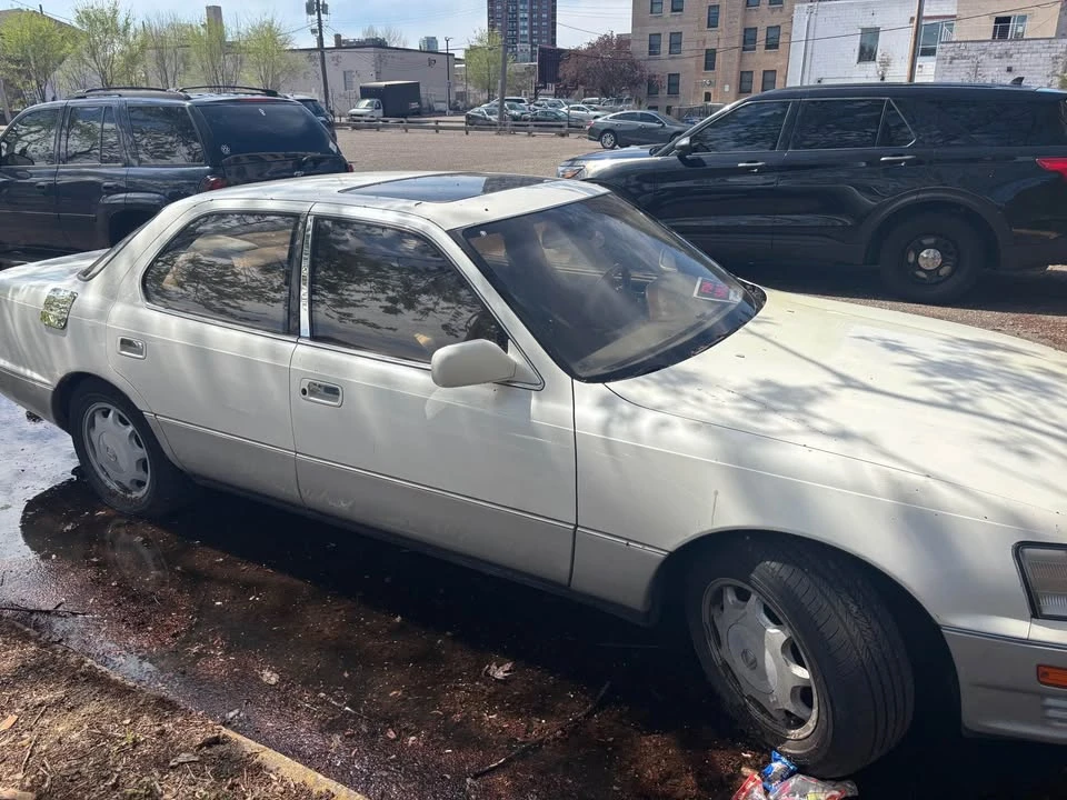 1992 Lexus LS 1st Gen - Image 5 of 6
