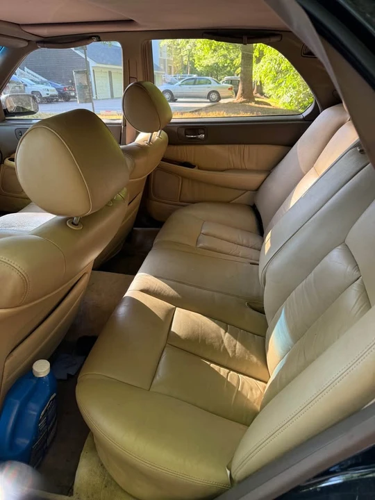 1992 Lexus LS 1st Gen - Image 8 of 9