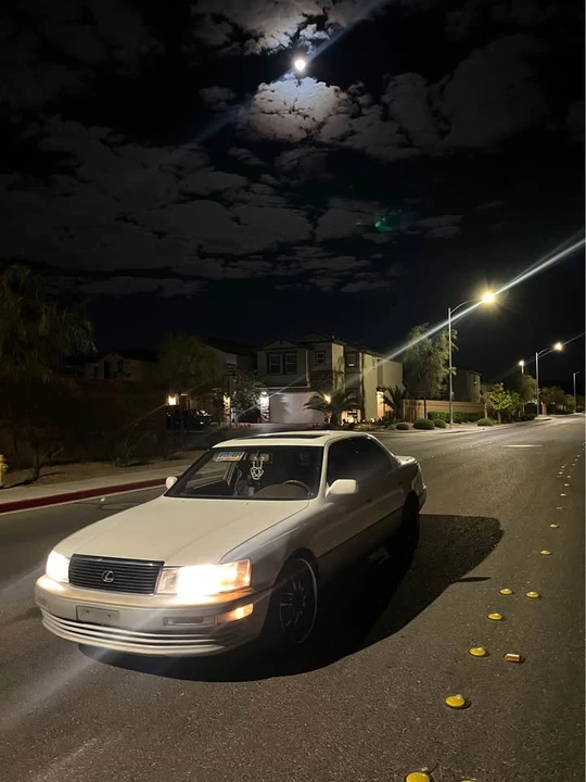 1992 Lexus LS 1st Gen - Image 4 of 6
