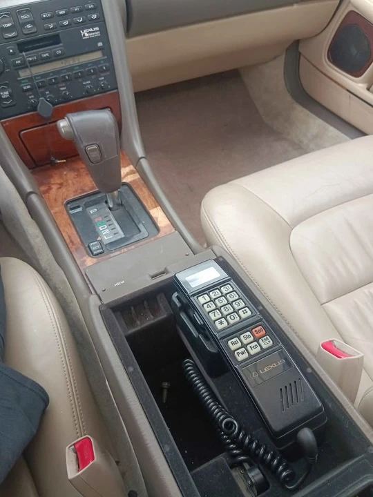 1992 Lexus LS 1st Gen - Image 3 of 9