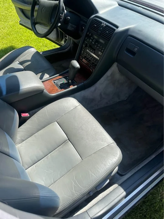 1992 Lexus LS 1st Gen - Image 10 of 11