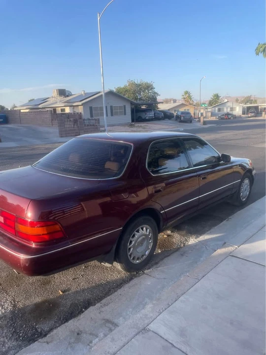 1992 Lexus LS 1st Gen - Image 5 of 8