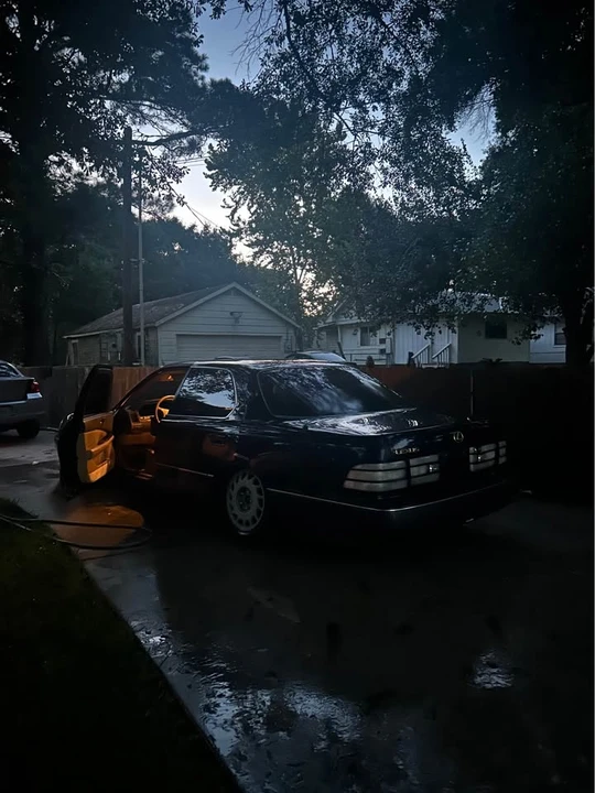 1992 Lexus LS 1st Gen - Image 5 of 10