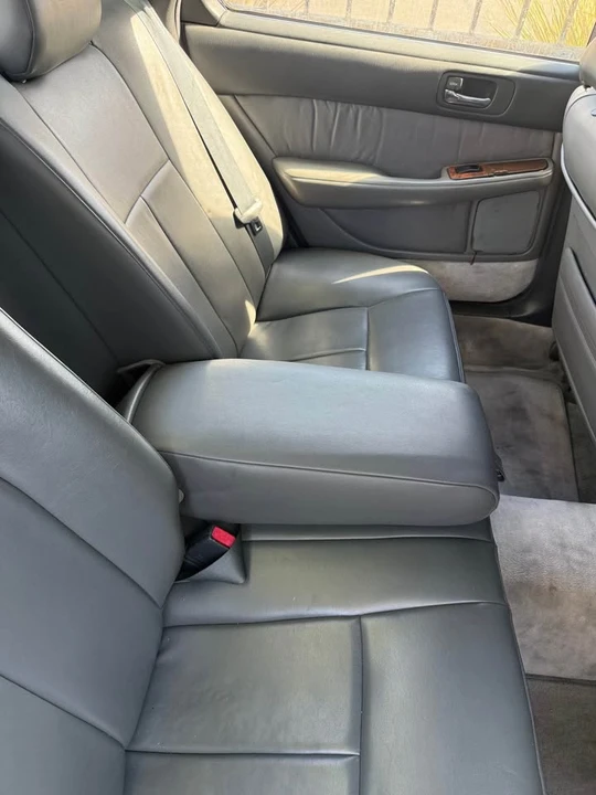 1992 Lexus LS 1st Gen - Image 11 of 17