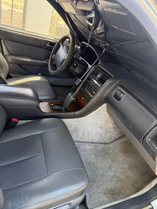 1992 Lexus LS 1st Gen - Image 7 of 17