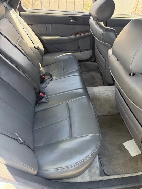 1992 Lexus LS 1st Gen - Image 9 of 17