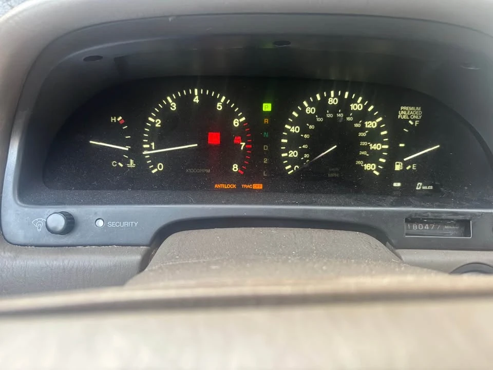 1992 Lexus LS 1st Gen - Image 11 of 11