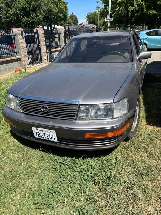 1992 Lexus LS 1st Gen - Image 3 of 5