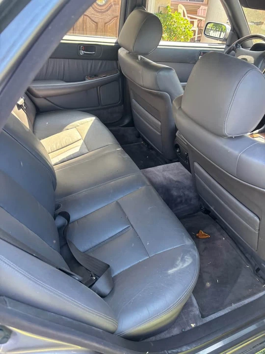 1992 Lexus LS 1st Gen - Image 4 of 5