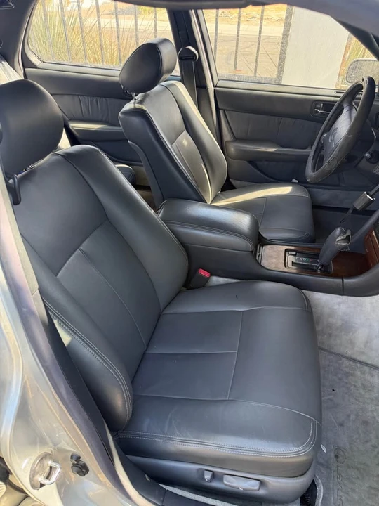 1992 Lexus LS 1st Gen - Image 8 of 17