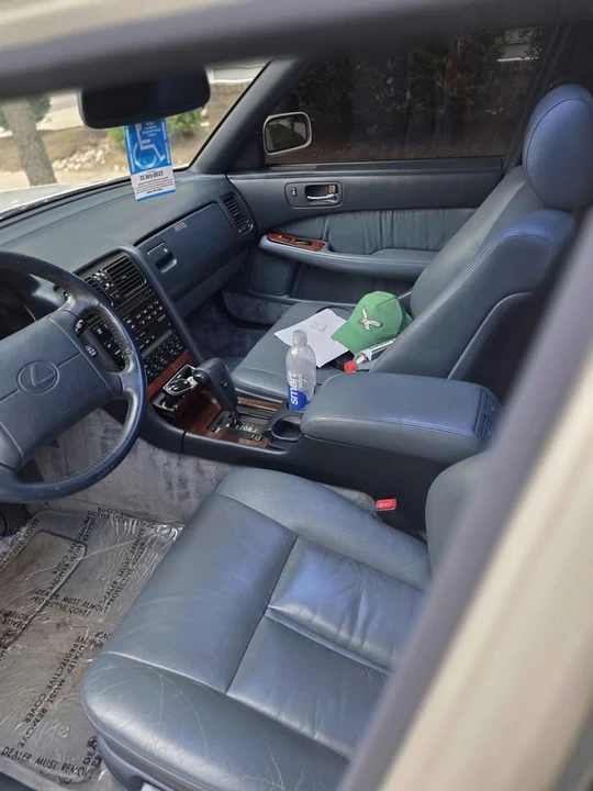 1992 Lexus LS 1st Gen - Image 6 of 7