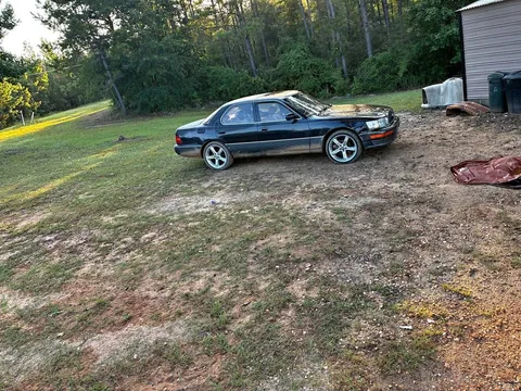 1992 Lexus LS 400 Sedan 4D