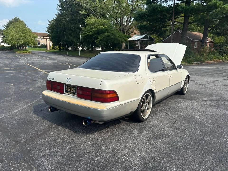 1992 Lexus LS 1st Gen - Image 3 of 12