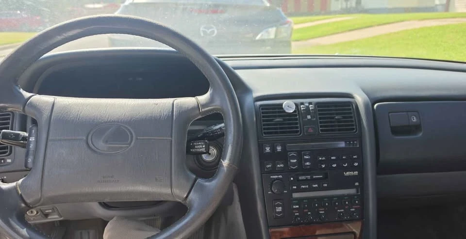 1992 Lexus LS 1st Gen - Image 4 of 9