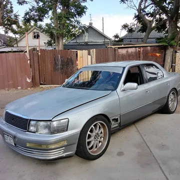 1992 Lexus LS 400 Sedan 4D
