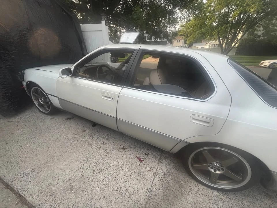 1992 Lexus LS 1st Gen - Image 14 of 14