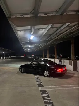1992 Lexus LS 400 Sedan 4D