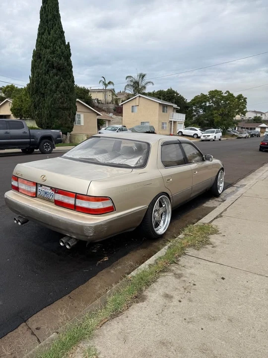 1992 Lexus LS 1st Gen - Image 3 of 10