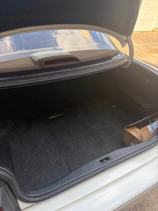 1992 Lexus LS 1st Gen - Image 11 of 20