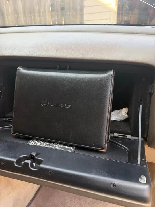 1992 Lexus LS 1st Gen - Image 10 of 20