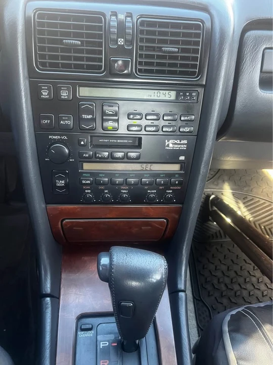 1992 Lexus LS 1st Gen - Image 9 of 9