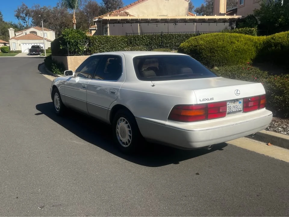 1992 Lexus LS 1st Gen - Image 3 of 9