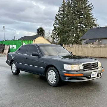 1992 Lexus LS400