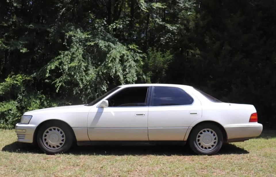 1992 Lexus LS 1st Gen - Image 2 of 14