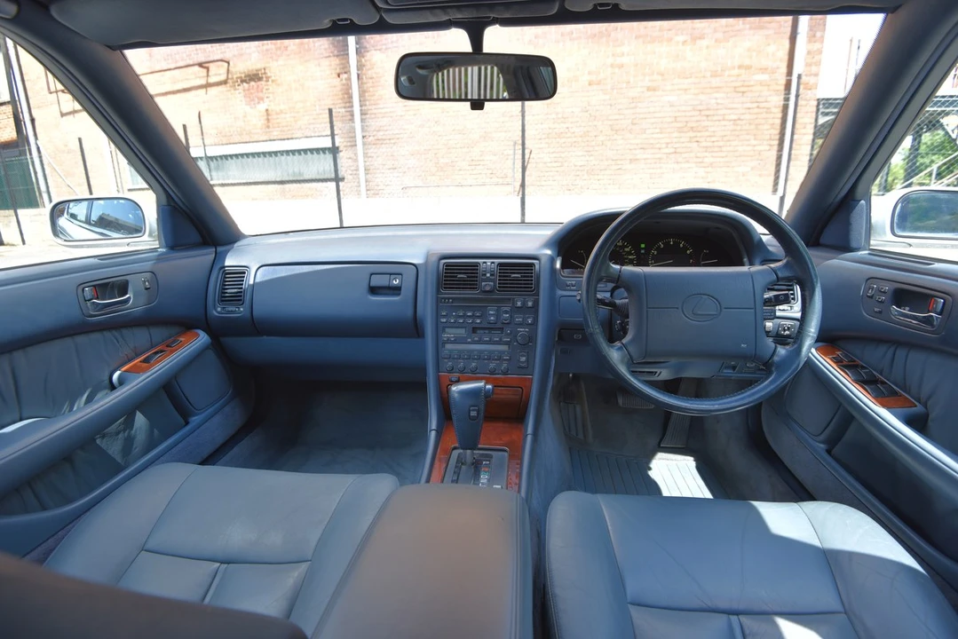 1992 Lexus LS 1st Gen - Image 28 of 30